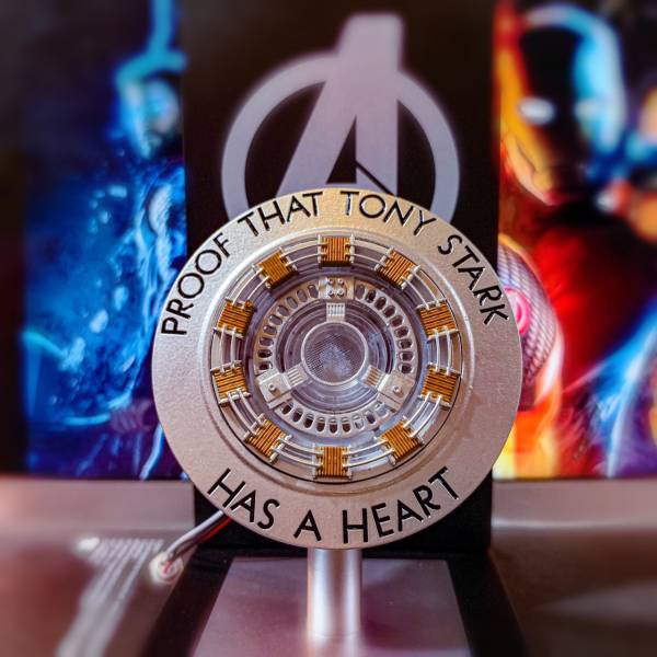 漫威 MARVEL 鋼鐵人 小辣椒紀念品禮物 第一代方舟反應爐 小夜燈無線充電座  漫威,MARVEL,鋼鐵人,小辣椒,紀念品,方舟反應爐,夜燈,無線充電座 