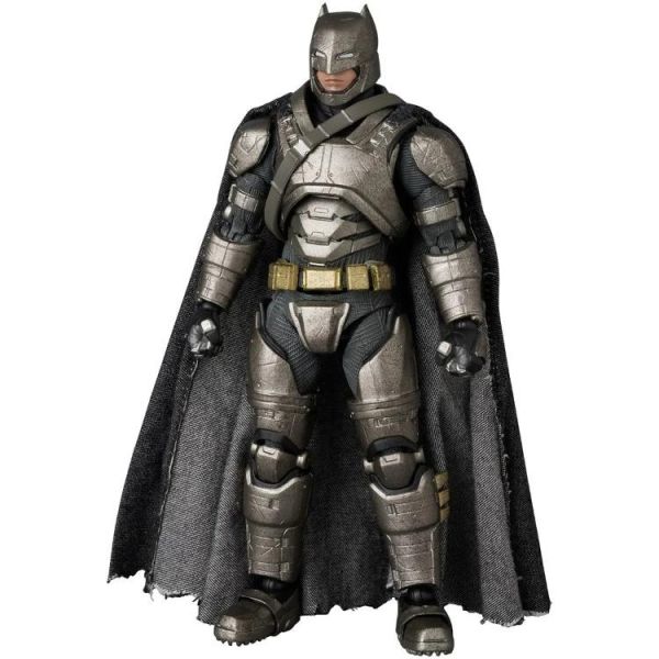 (預購) Medicom Toy MAFEX 裝甲蝙蝠俠 ver.1.5 可動完成品 20260519 Medicom Toy MAFEX 裝甲蝙蝠俠 ver.1.5 可動完成品
