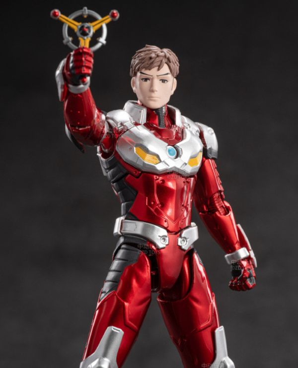 1/10 UA-A05 超人力霸王 泰羅裝甲 可動完成品 1/10 UA-A05 超人力霸王 泰羅裝甲 可動完成品