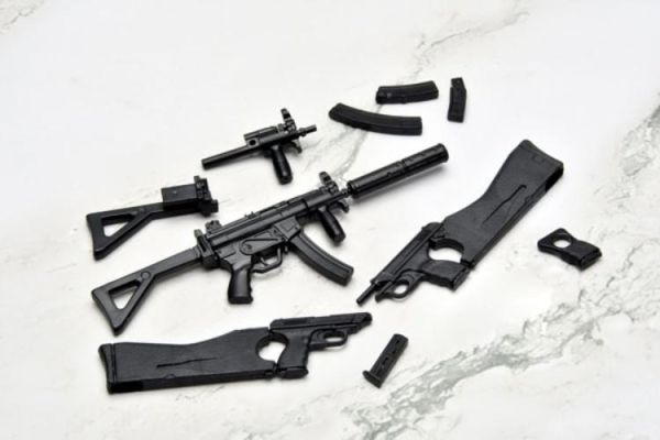 (預購) Tomytec 1/12 迷你武裝 LA-GG03 神槍少女 克拉耶絲 MP5 VP70 TYPE 組裝模型 20260527 Tomytec 1/12 迷你武裝 LA-GG03 神槍少女 克拉耶絲 MP5 VP70 TYPE 組裝模型