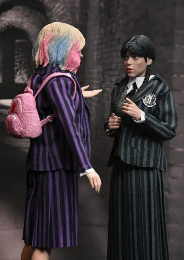 NECA 星期三·阿達 與 依妮 奈落學院制服 8吋 2入套組 可動完成品 NECA 星期三·阿達 與 依妮 奈落學院制服 8吋 2入套組 可動完成品