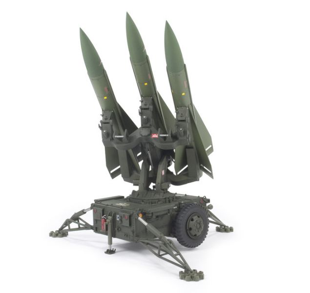 AFV CLUB 戰鷹 1/35 陸軍 鷹式中程防空飛彈 組裝模型 AF35283 AFV CLUB 戰鷹 1/35 陸軍 鷹式中程防空飛彈 組裝模型 AF35283