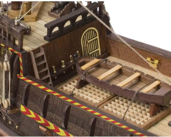 [難度:易] 西班牙OcCre奧克爾 | 金鹿號 (Golden Hind) 組裝模型 [難度:易] 西班牙OcCre奧克爾 | 金鹿號 (Golden Hind) 組裝模型