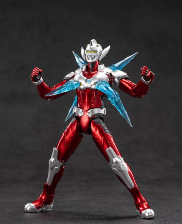 1/10 UA-A05 超人力霸王 泰羅裝甲 可動完成品 1/10 UA-A05 超人力霸王 泰羅裝甲 可動完成品