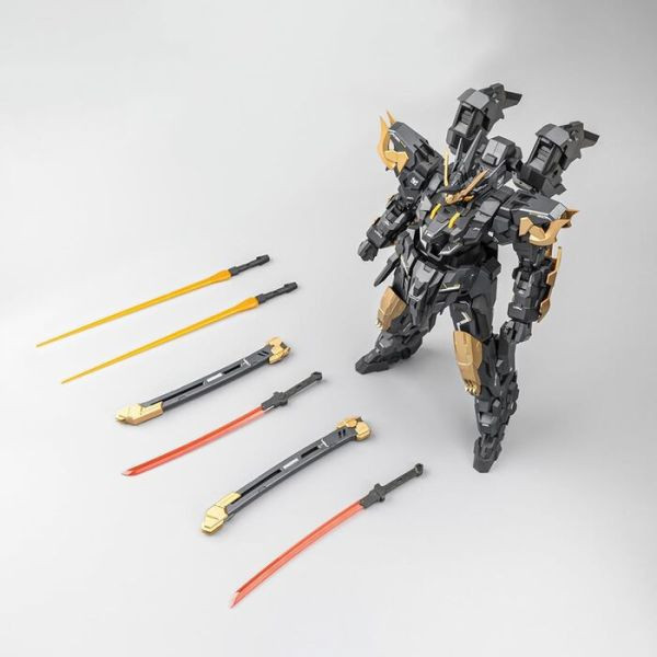 [不挑盒況] 橘貓工業 1/100 近接戰特化型 閃靈3號機 戰鴉 組裝模型 [不挑盒況] 橘貓工業 1/100 閃靈三號機 戰鴉 組裝模型