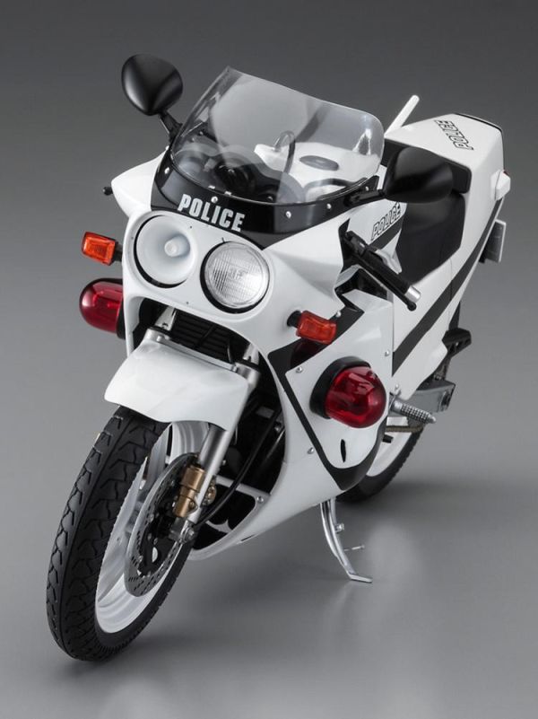 (預購) HASEGAWA 1/12 逮捕令 鈴木 GSX-R750 警用摩托車仕樣 組裝模型 20260707 HASEGAWA 1/12 逮捕令 鈴木 GSX-R750 警用摩托車仕樣 組裝模型