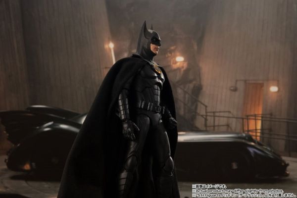 BANDAI S.H.Figuarts SHF DC 蝙蝠俠 米高基頓 BANDAI S.H.Figuarts SHF DC 蝙蝠俠 米高基頓
