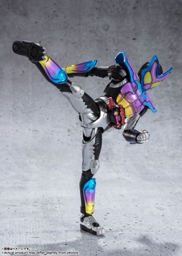 BANDAI S.H.Figuarts S.H.F 假面騎士GAVV 砰擊軟糖形態 初回生産 可動完成品 BANDAI S.H.Figuarts S.H.F 假面騎士GAVV 砰擊軟糖形態 初回生産 可動完成品