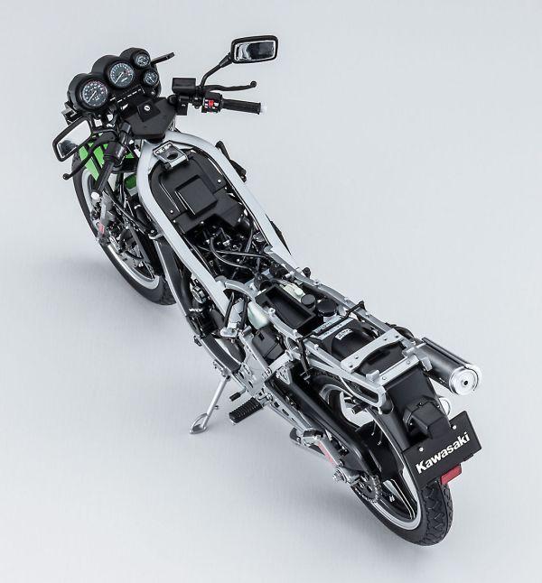 HASEGAWA 長谷川 1/12 川崎 KAWASAKI KR250 (KR250A) 組裝模型 HASEGAWA 長谷川 1/12 川崎 KAWASAKI KR250 (KR250A) 組裝模型