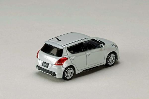 (預購) Hobby JAPAN | HJ64 1/64 鈴木 SUZUKI SWIFT SPORT ZC32S GENUINE AERO PARTS SNOW WHITE PEARL 珍珠白 HJ642082W 20260604 Hobby JAPAN | HJ64 1/64 鈴木 SUZUKI SWIFT SPORT ZC32S GENUINE AERO PARTS SNOW WHITE PEARL 珍珠白 HJ642082W
