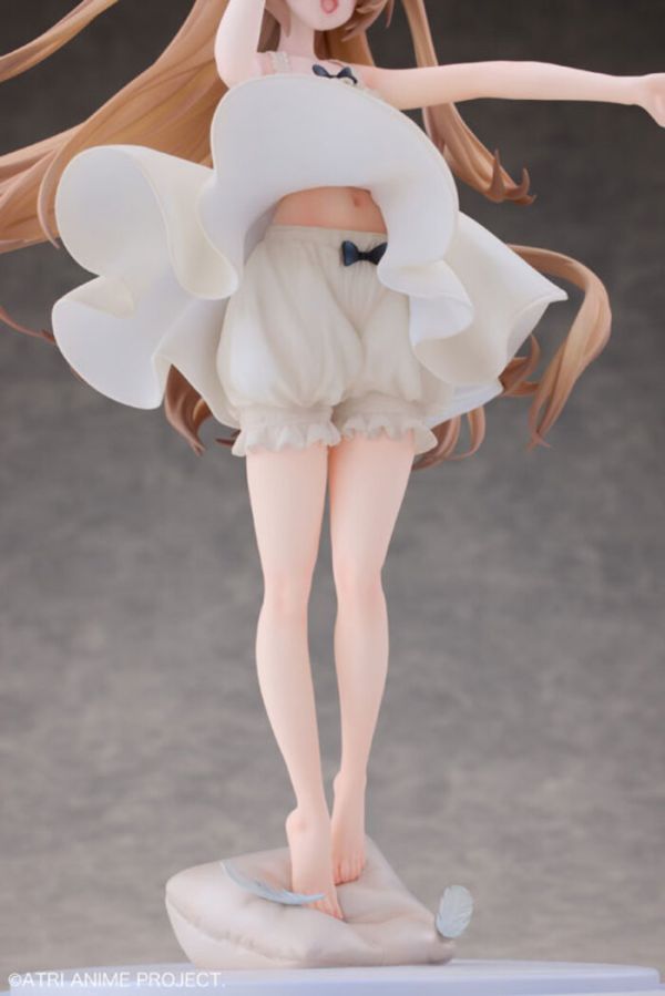 HobbySakura 1/7 ATRI My Dear Moments 亞託莉 睡衣Ver. PVC完成品 HobbySakura 1/7 ATRI My Dear Moments 亞託莉 睡衣Ver. PVC完成品