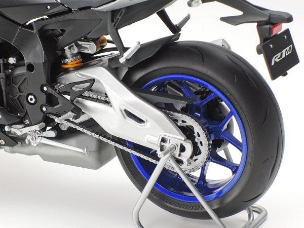 TAMIYA 田宮模型 14133 機車模型 1/12 YAMAHA YZF-R1M 組裝模型 TAMIYA 田宮模型 14133 機車模型 1/12 YAMAHA YZF-R1M 組裝模型