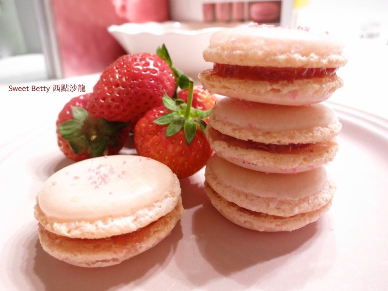 草莓馬卡龍 