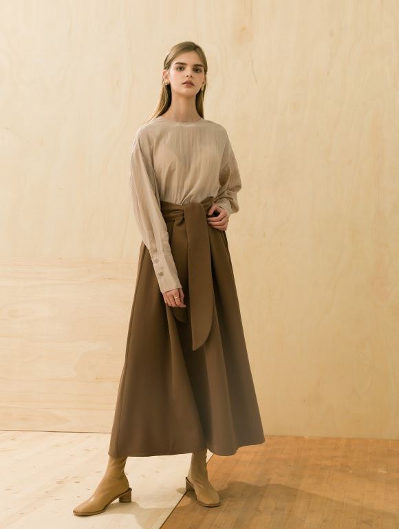 LONG SKIRT BEAUTIFUL