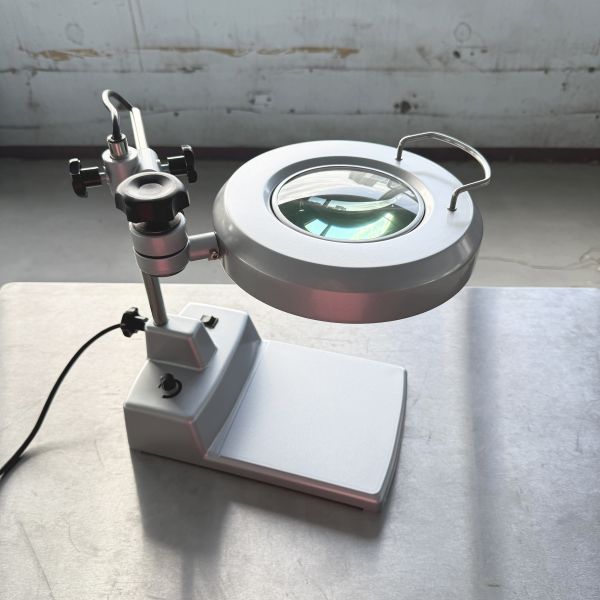 銀色LED檯燈工作5倍放大鏡 