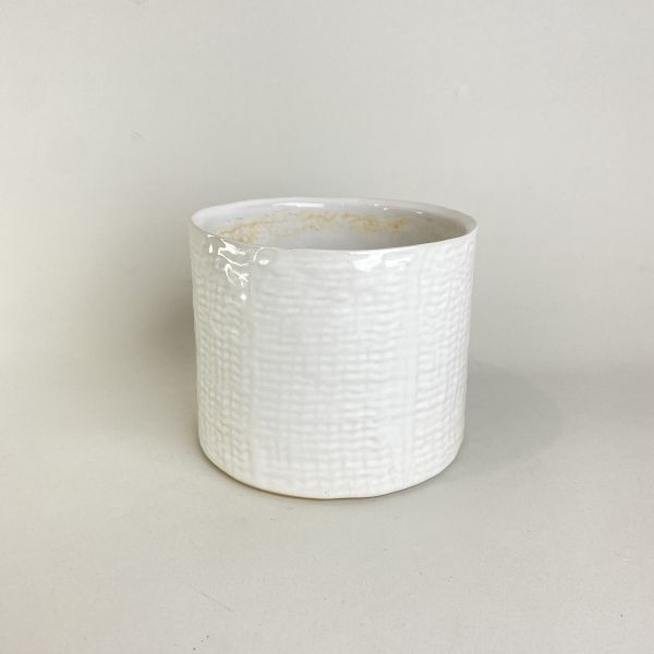白色格紋盆器 
