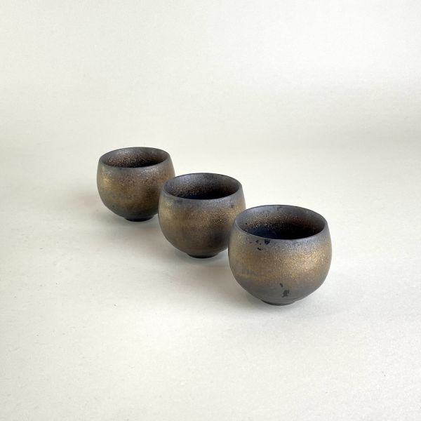黑金茶杯 