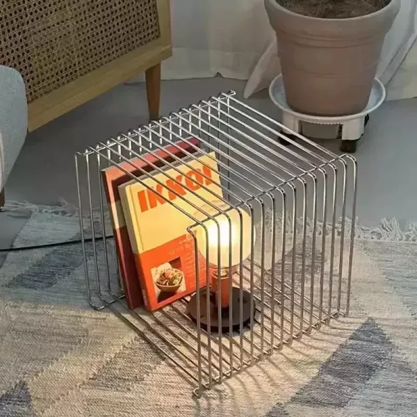 不鏽鋼金屬線條邊几 