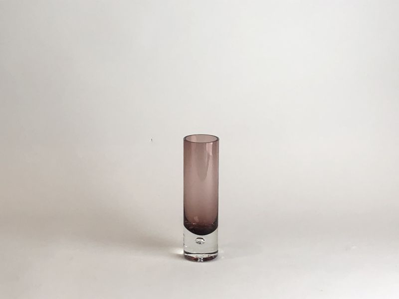 紫色圓柱體花器 