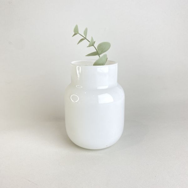 白色玻璃花器 