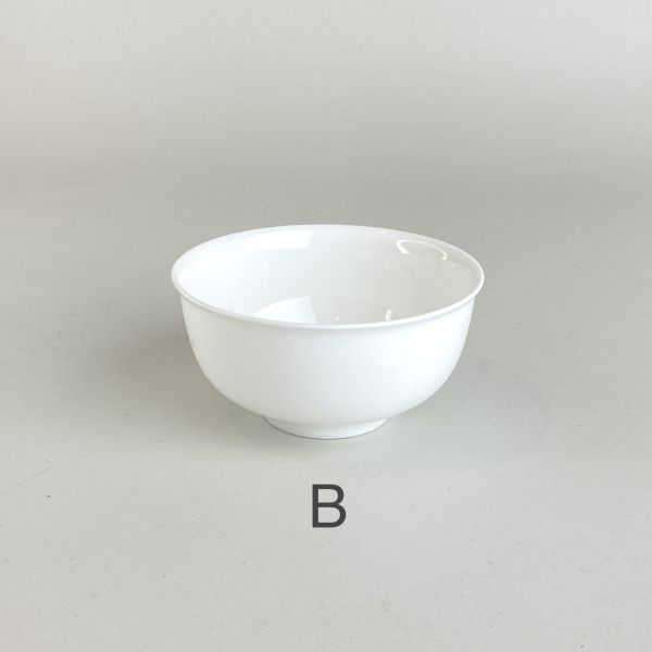 白色基本瓷碗 