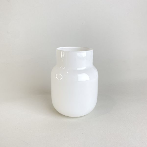 白色玻璃花器 