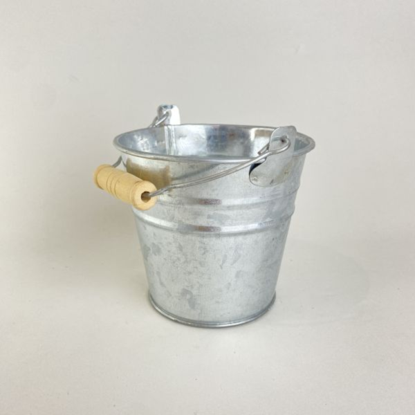 銀色金屬小水桶 | 筆筒 