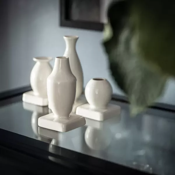 白瓷小花瓶四件組 