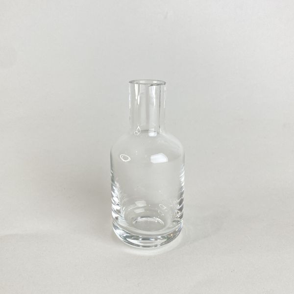 酒瓶形玻璃花器 