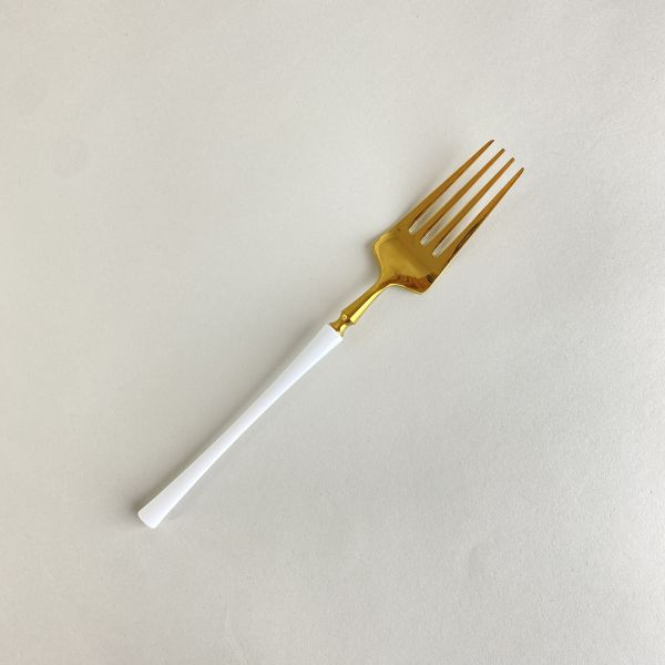 白柄金色餐具組 