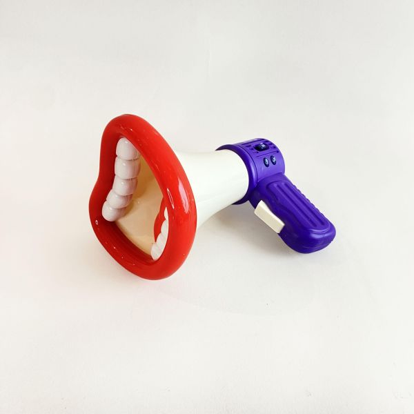 嘴巴造型紫色大聲公玩具 