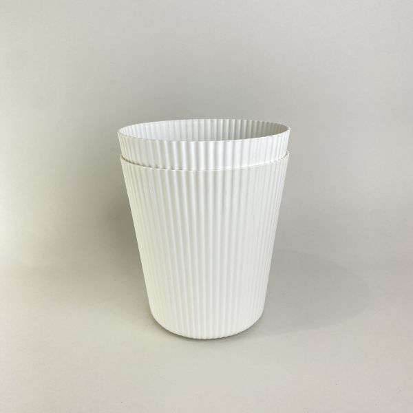 白直紋塑膠盆器 