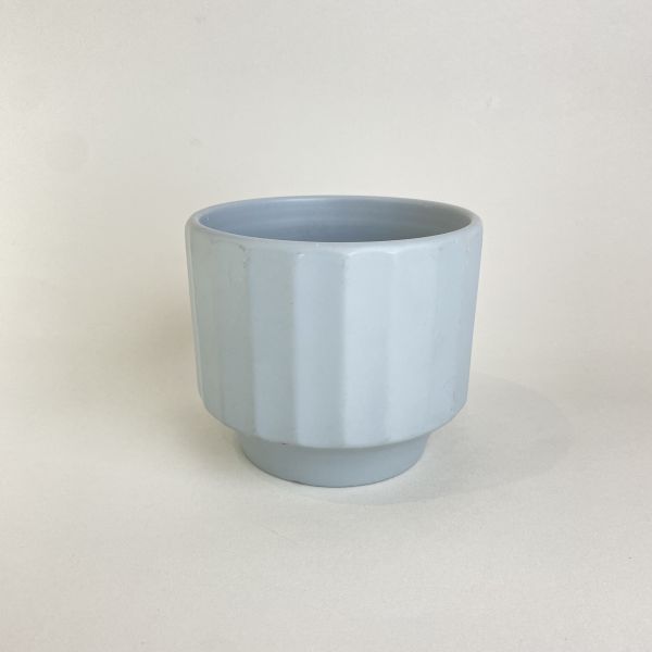 淺藍灰盆器 