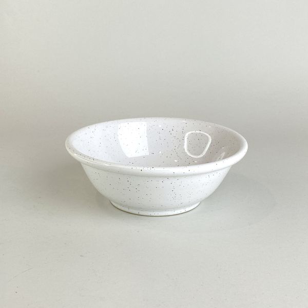 白色斑點瓷碗 