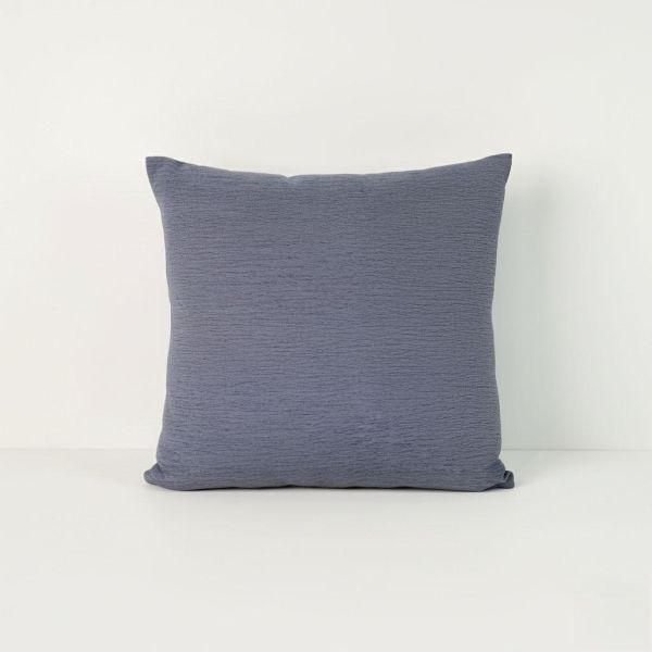 深灰色素面抱枕 