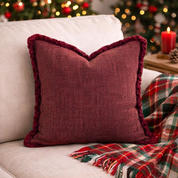 深紅流蘇滾邊抱枕 