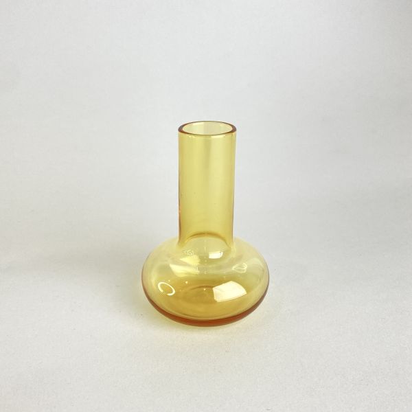 黃色長頸玻璃花器 