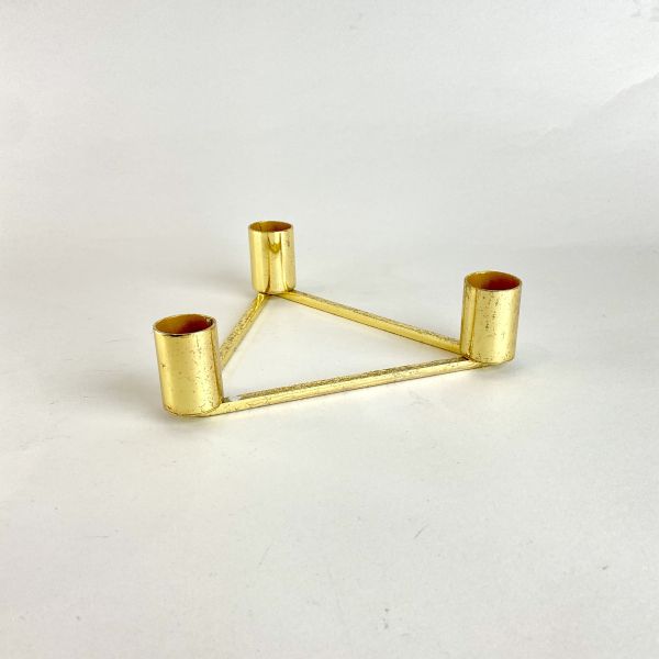 金三角燭台 