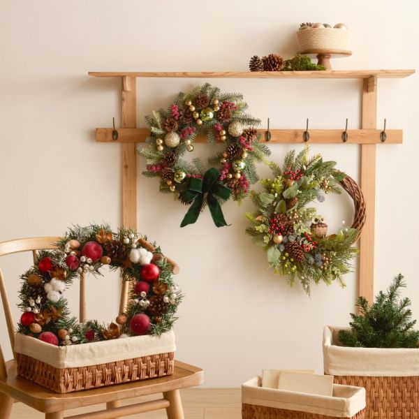 紅蘋果聖誕花圈 