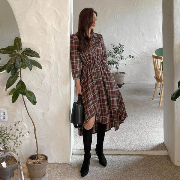紅格紋不規則裙襬腰綁帶長袖洋裝 紅格紋不規則裙襬腰綁帶長袖洋裝