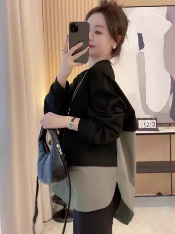 慵懶風黑拚墨綠撞色寬鬆上衣 慵懶風黑拚墨綠撞色寬鬆上衣