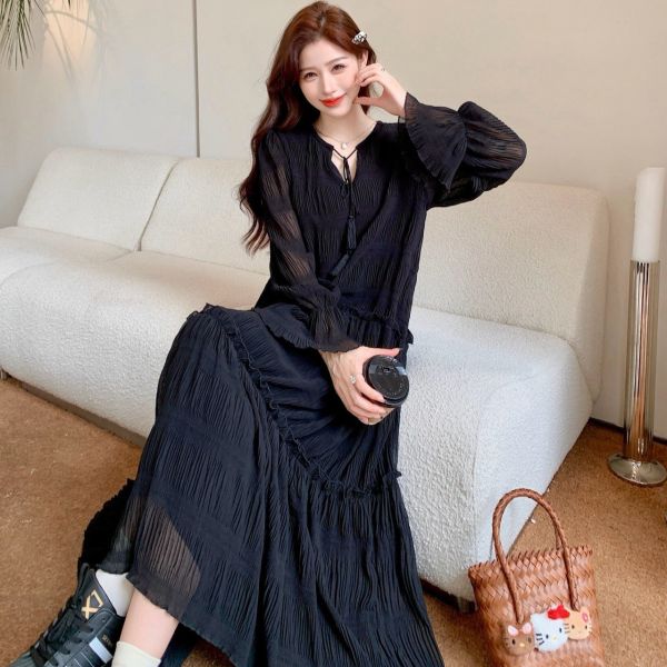 黑色全壓摺喇叭袖雪紡長洋裝 黑色全壓摺喇叭袖雪紡長洋裝