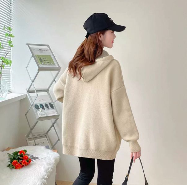 慵懶風笑臉連帽厚毛衣（2色） 慵懶風笑臉連帽厚毛衣（2色）