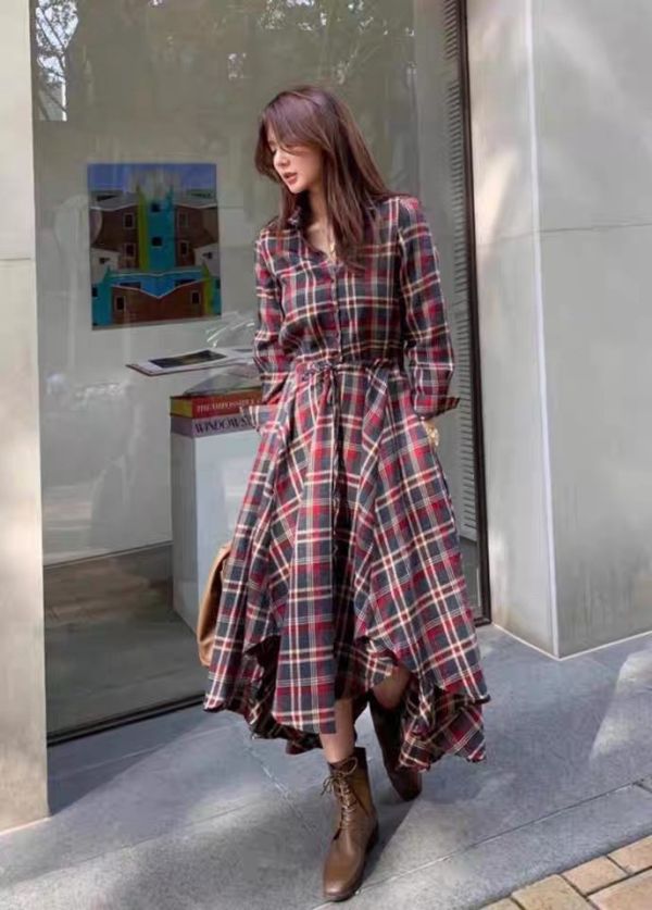 紅格紋不規則裙襬腰綁帶長袖洋裝 紅格紋不規則裙襬腰綁帶長袖洋裝