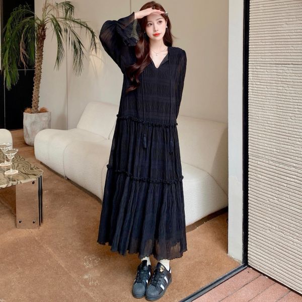 黑色全壓摺喇叭袖雪紡長洋裝 黑色全壓摺喇叭袖雪紡長洋裝