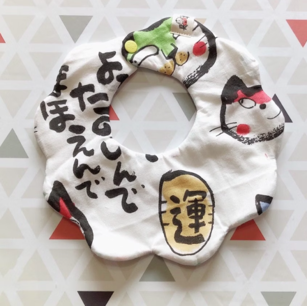 【財財兜】十層紗棉花糖兜-好運貓貓來 