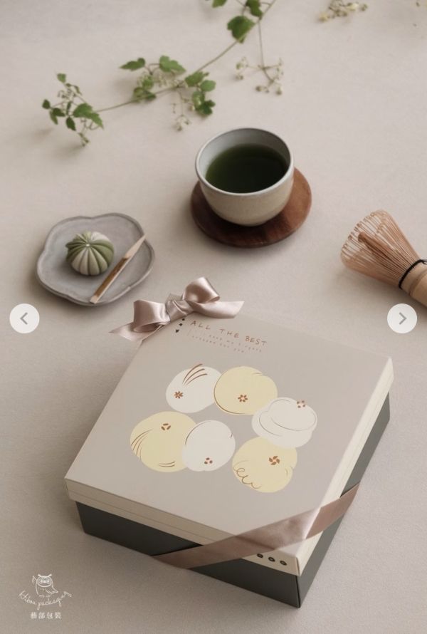 蛋糕禮盒（無緞帶）一個禮盒可裝4盒盒子蛋糕 生日蛋糕,盒子蛋糕,甜點,慶生,生日快樂,禮物,慶祝