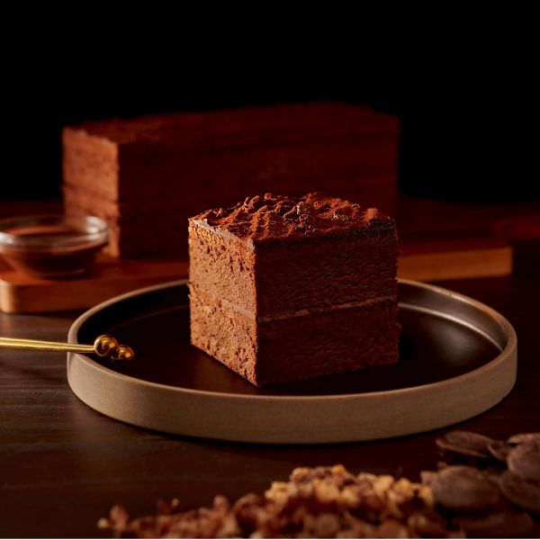 重黑可可米蛋糕 