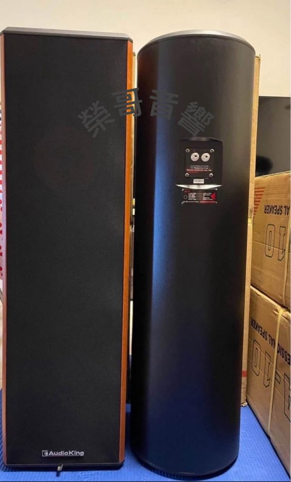 Audio King A-卡拉OK專業雙10吋落地式喇叭落地式喇叭 全新 Audio king A-10 高階 落地式 喇叭 雙10吋低音 卡拉OK 唱歌 KTV 搭配 綜合擴大機 前級 後級 無線麥克風 迴音機 音圓 點歌機 金嗓 電腦伴唱機 音王 雲端ZonGer NaGaSaKi FNSD TDF JCT