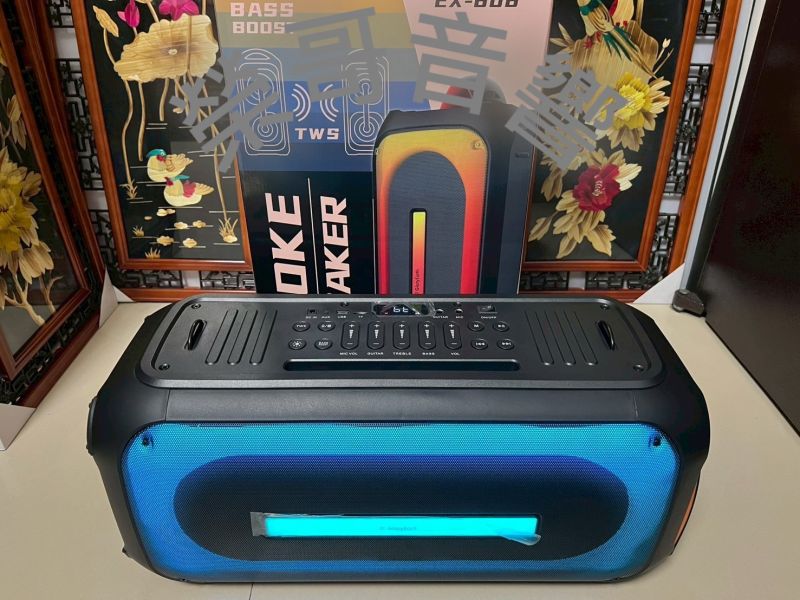 GLORYEARTH EX-808 行動式藍牙喇叭 全新 GLORYEARTH EX-808 多功能藍牙喇叭 可串聯2組以上 外接 綜合 數位擴大機 有線 無線 麥克風 金嗓 音圓音王ZonGer NaGaSaKi FNSD TDF JCT